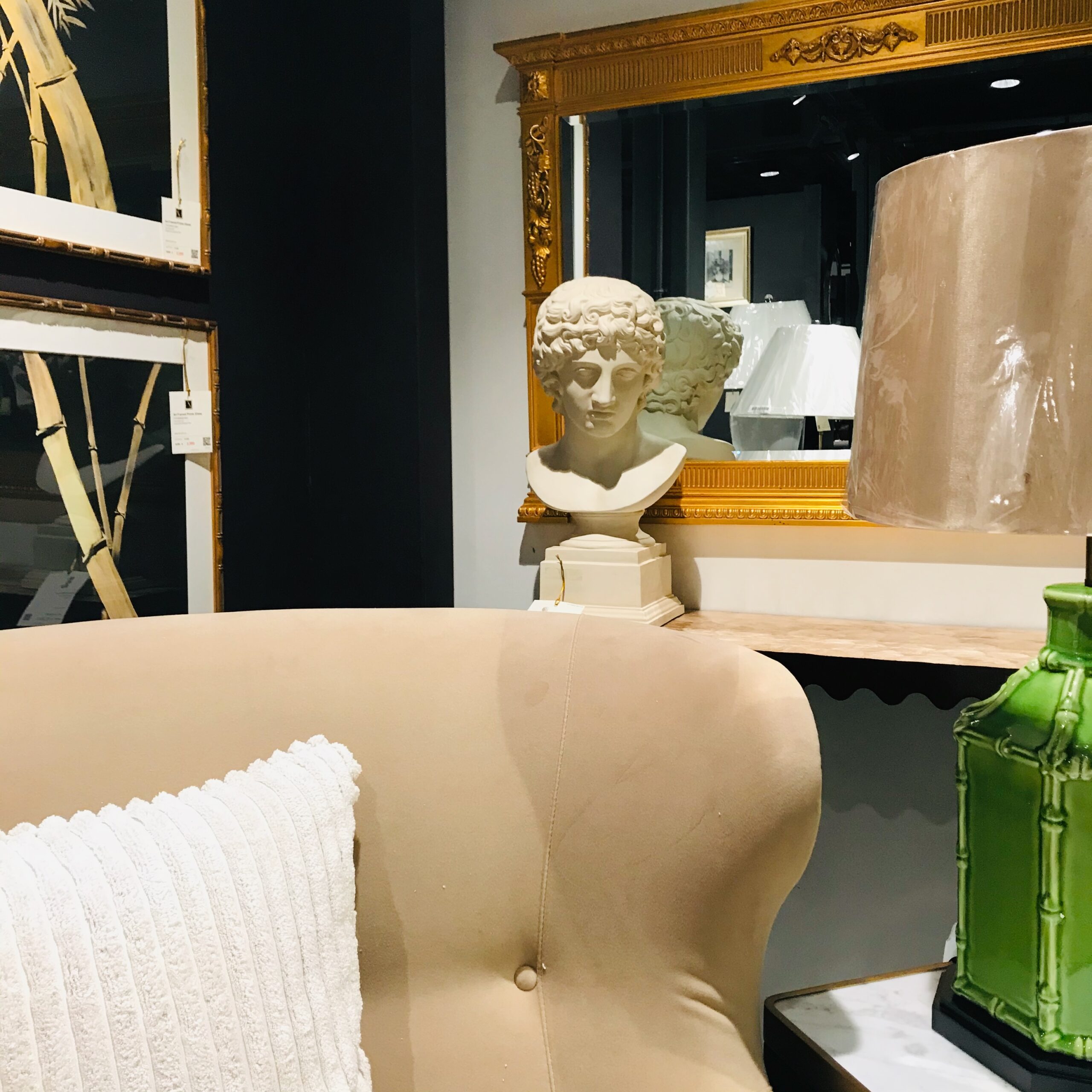 OUTLET 61 SHOWROOM