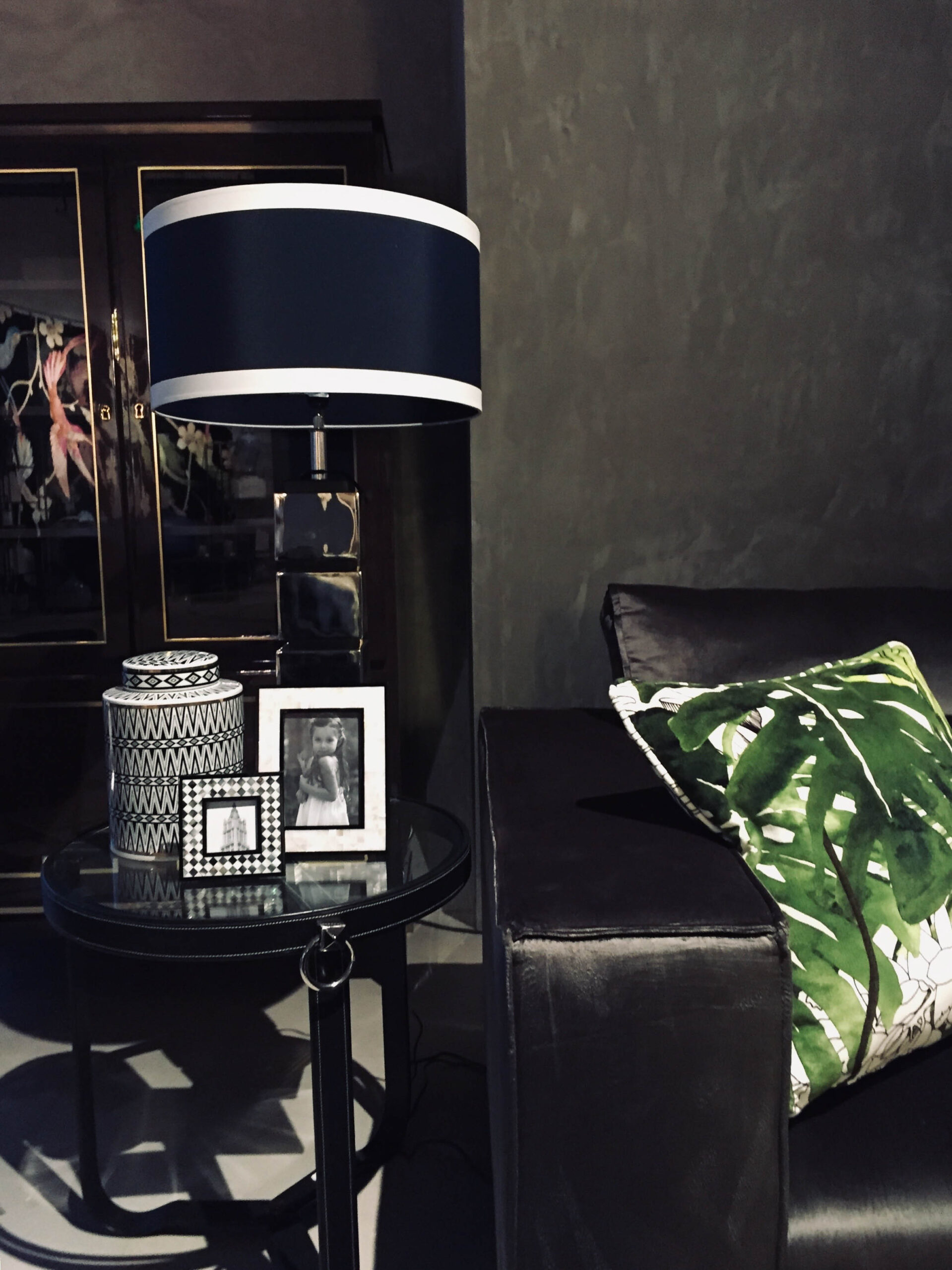 JAMBROS SHOWROOM