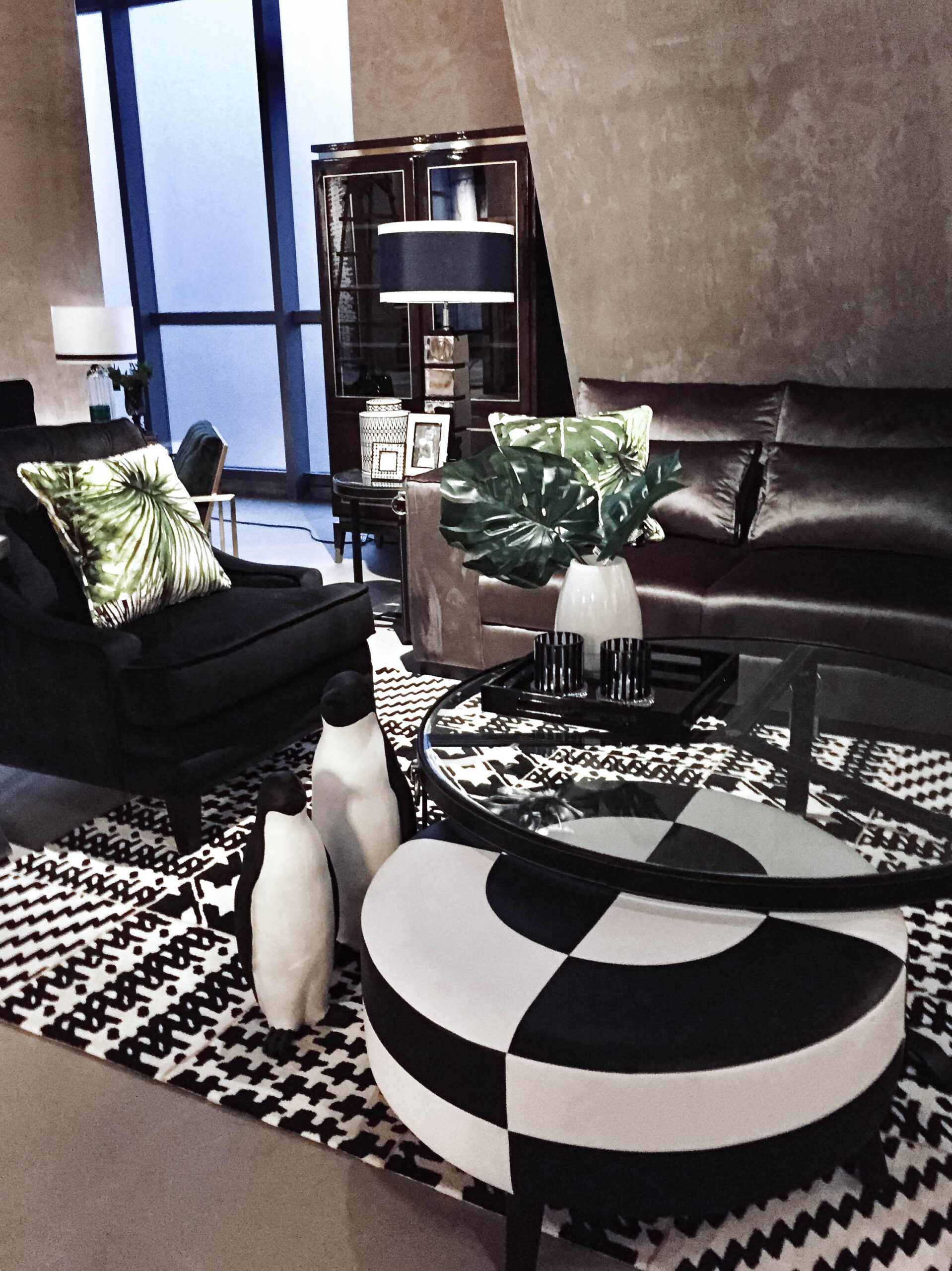 JAMBROS SHOWROOM