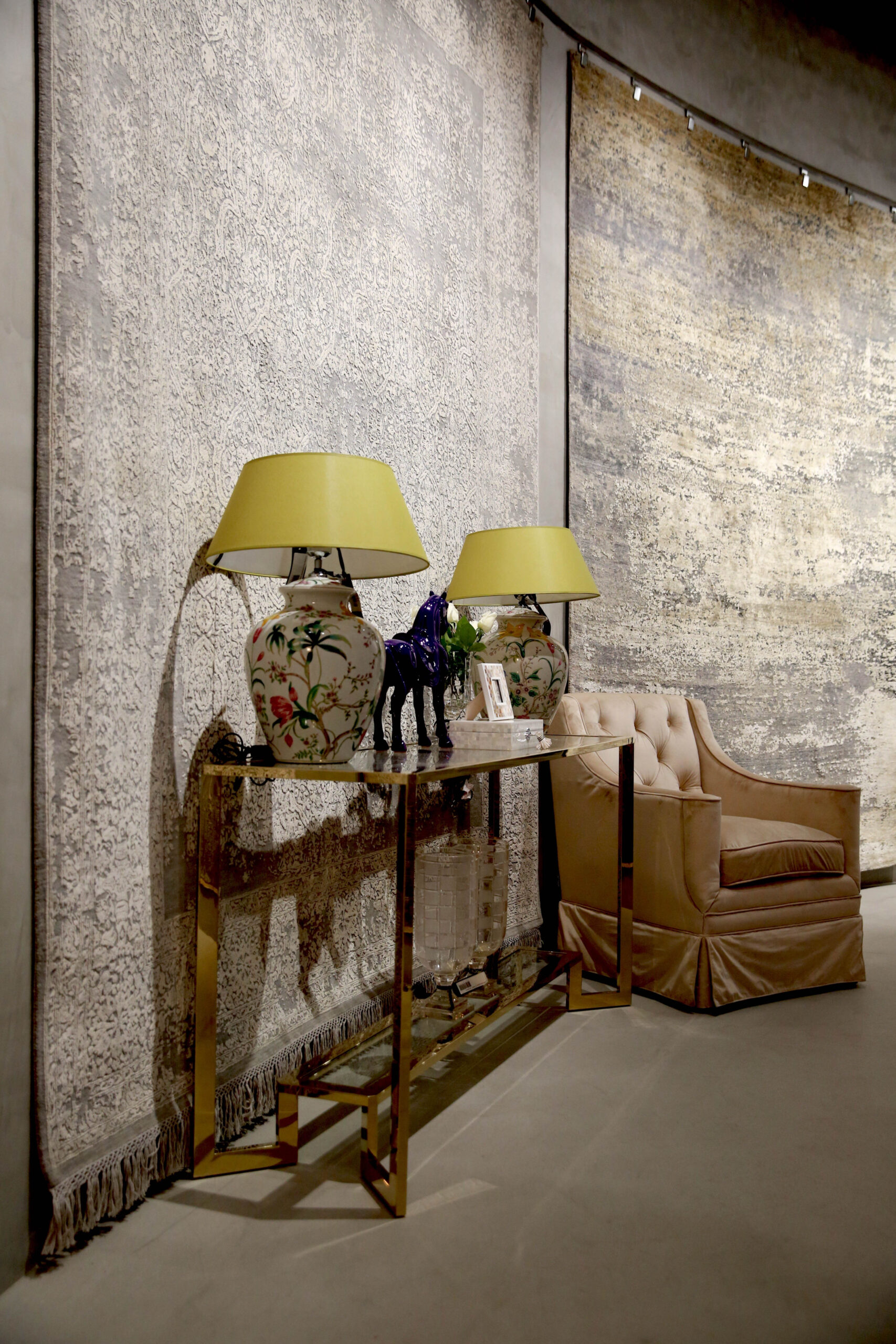 JAMBROS SHOWROOM