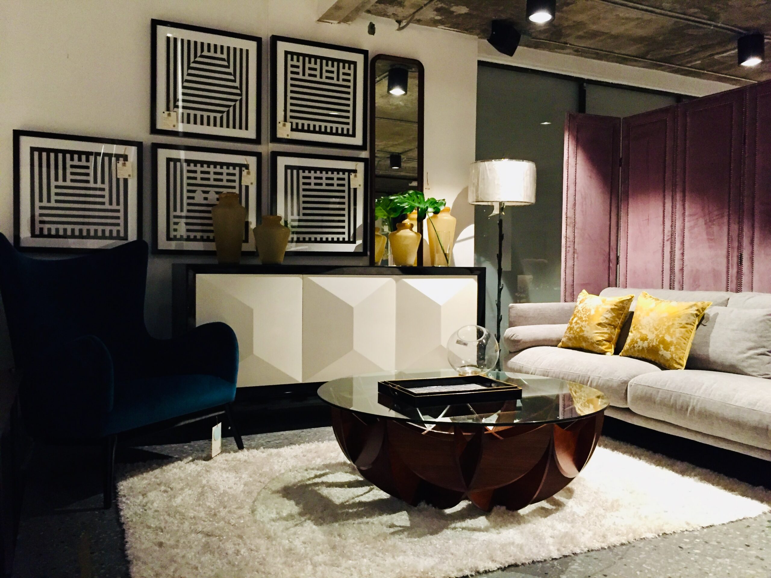 OUTLET 61 SHOWROOM