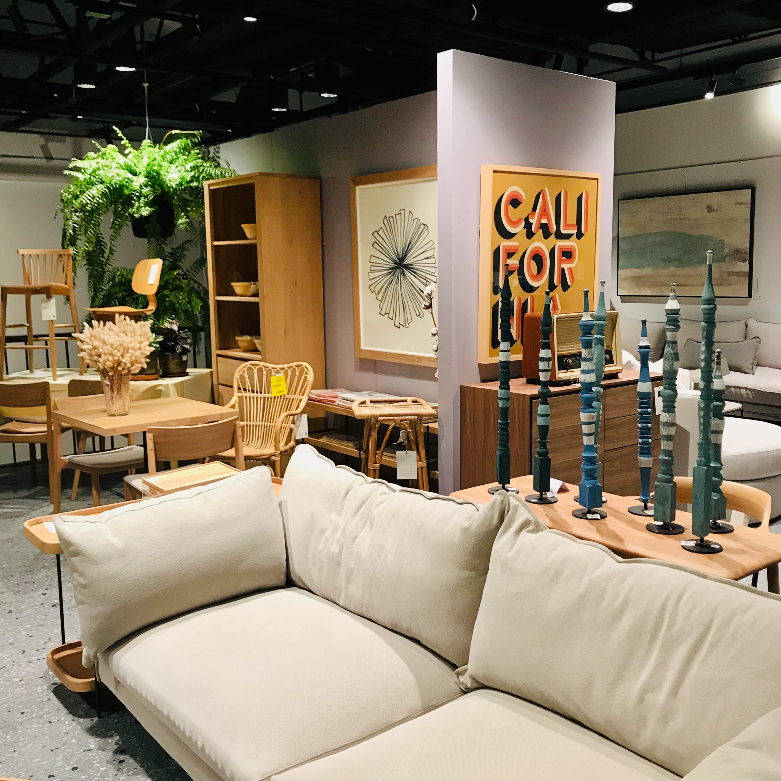 OUTLET 61 SHOWROOM 2020