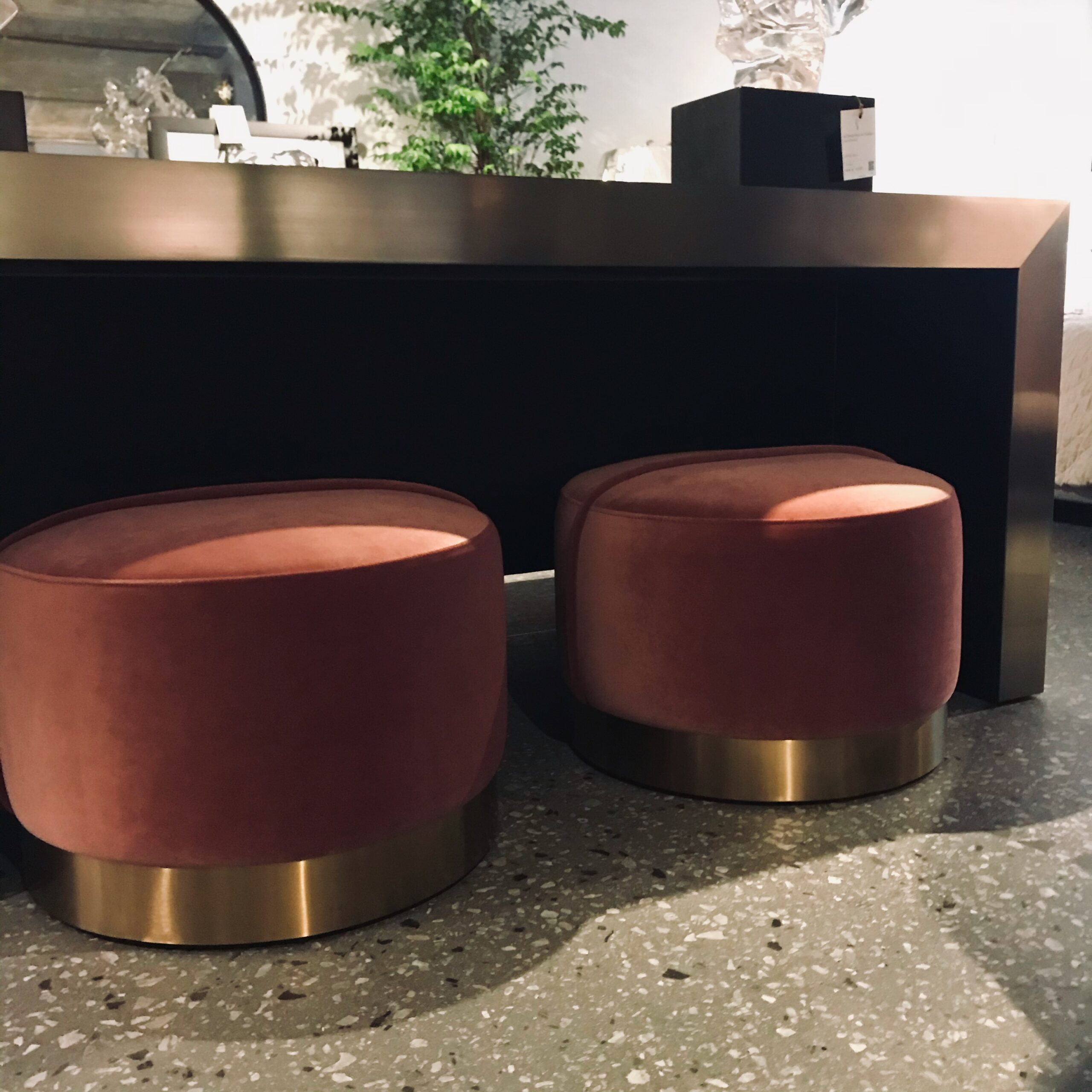 OUTLET 61 SHOWROOM 2020
