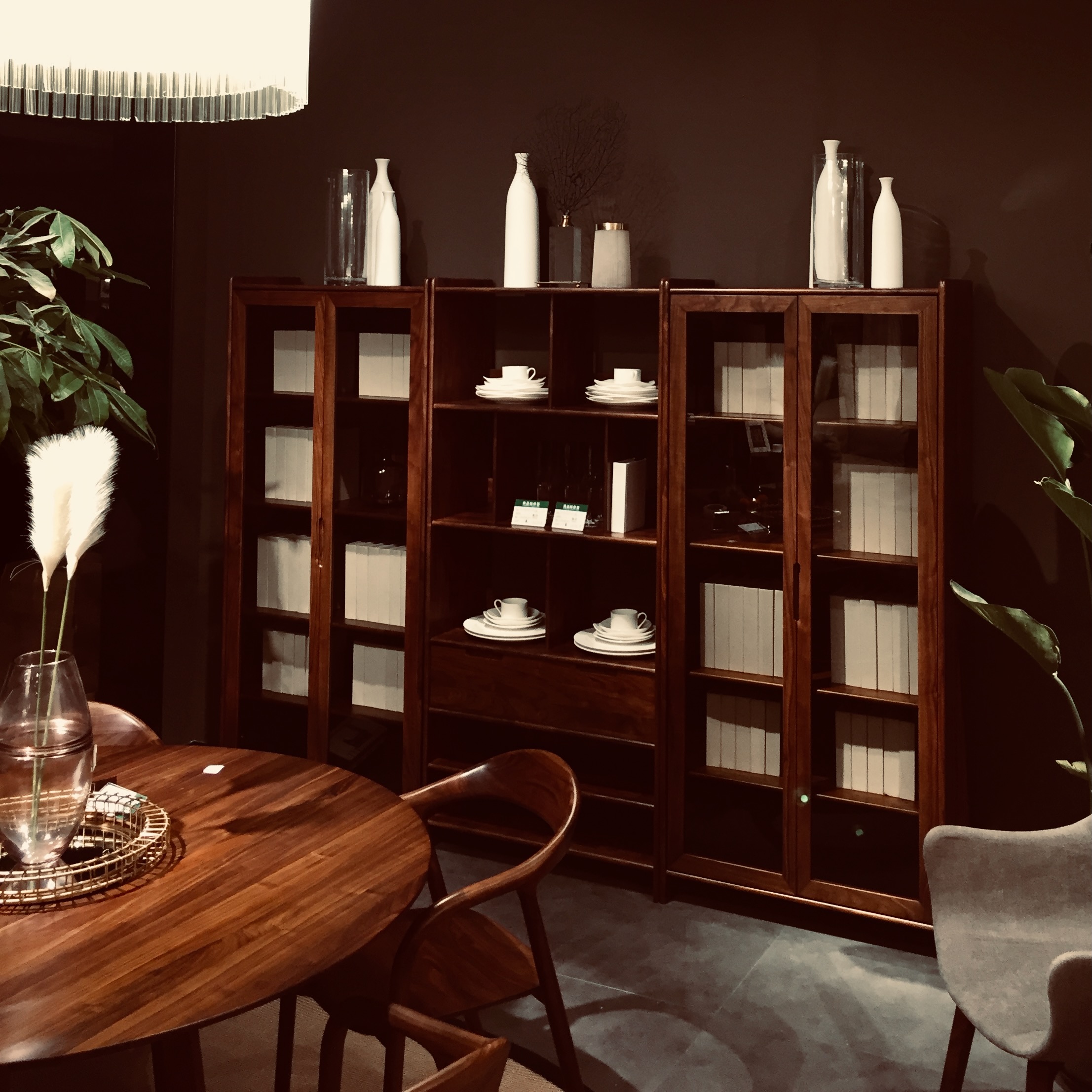 TASTE OF LIFE SHOWROOM