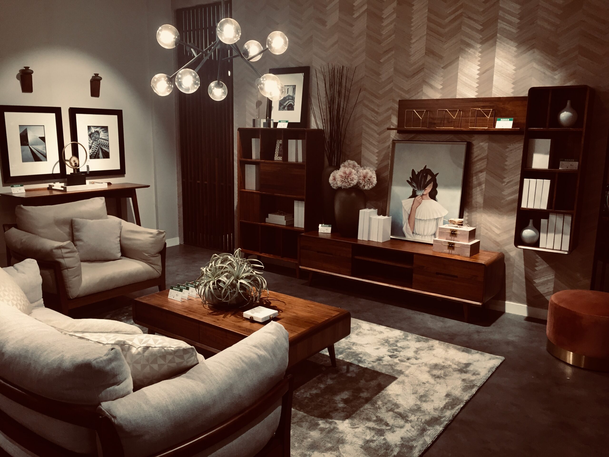 TASTE OF LIFE SHOWROOM